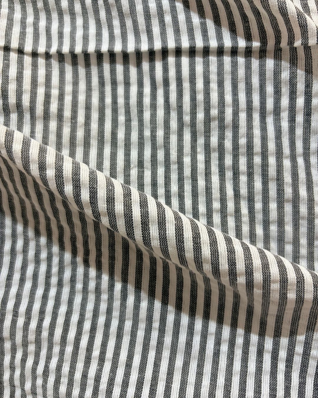 Black  & White Strip Fabric FBS00024